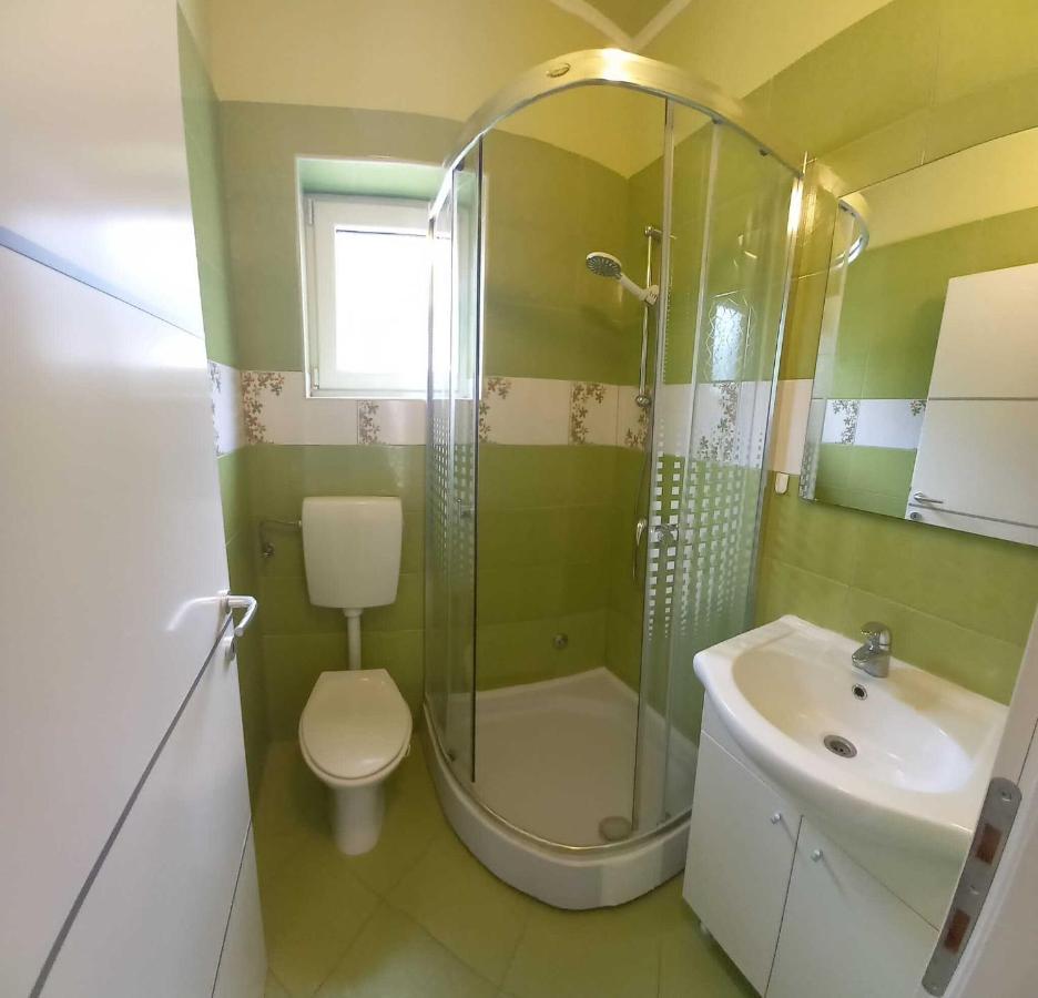 Apartmani Omrcen Baška Voda Cameră foto